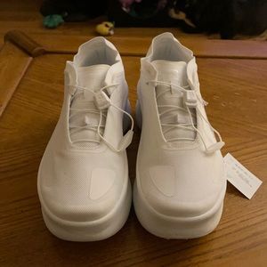 Comme des garçons x Salomon white sneakers